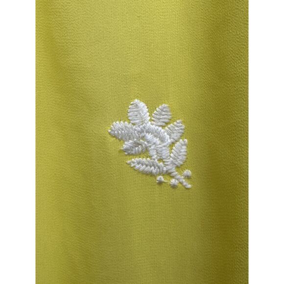 Torrid Yellow Smocked Floral Chiffon Short Sleeve Blouse Plus Size 1 - Picture 7 of 14